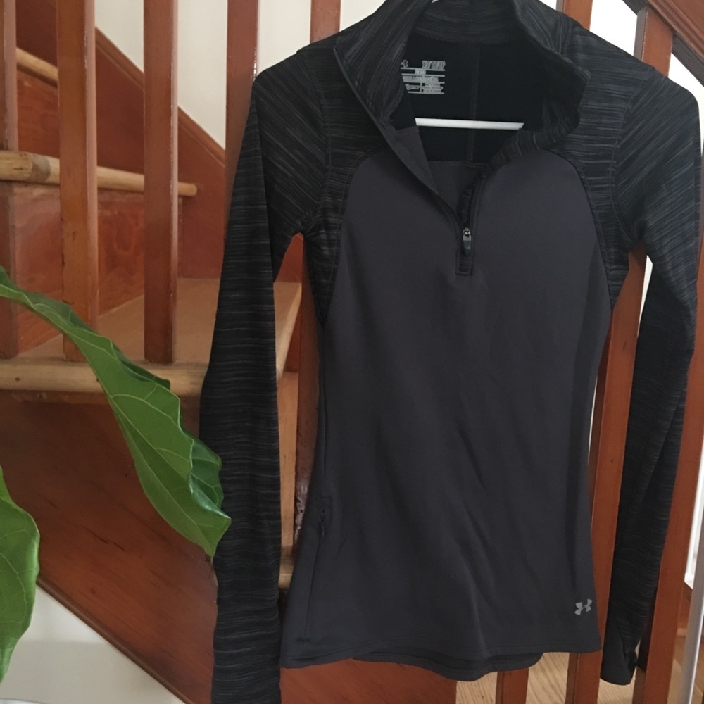 Under armor fitted pullover